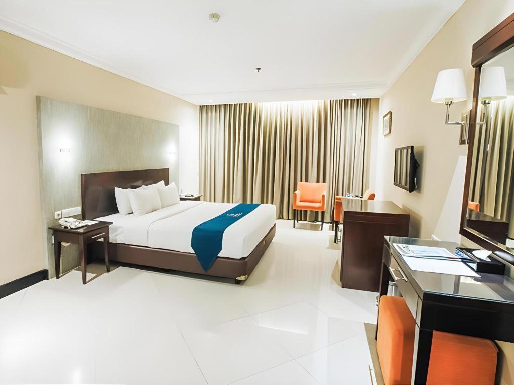 Grage Hotel Cirebon Kültér fotó