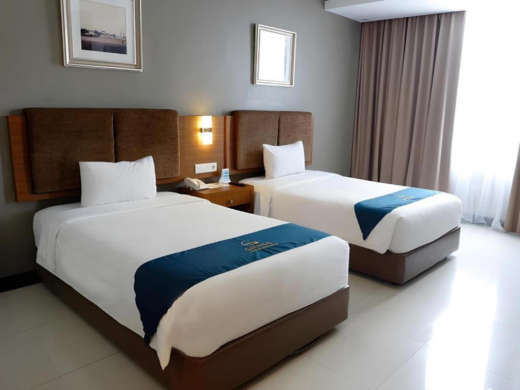 Grage Hotel Cirebon Kültér fotó